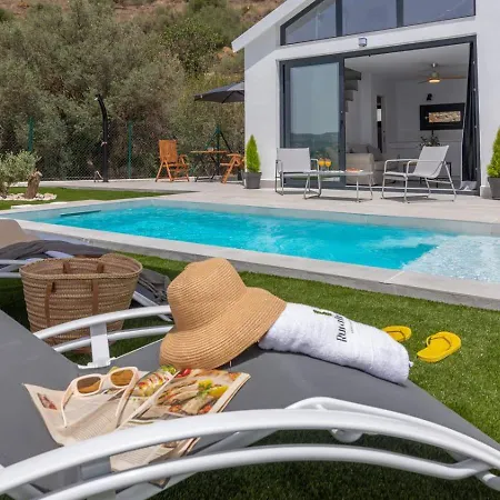 Dona By Ruralidays Holiday home